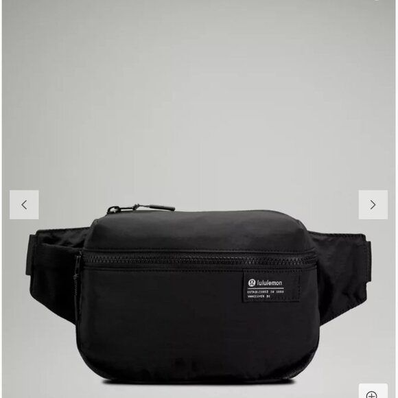 Lululemon Clean Lines Belt Bag - Black - Picture 1 of 7